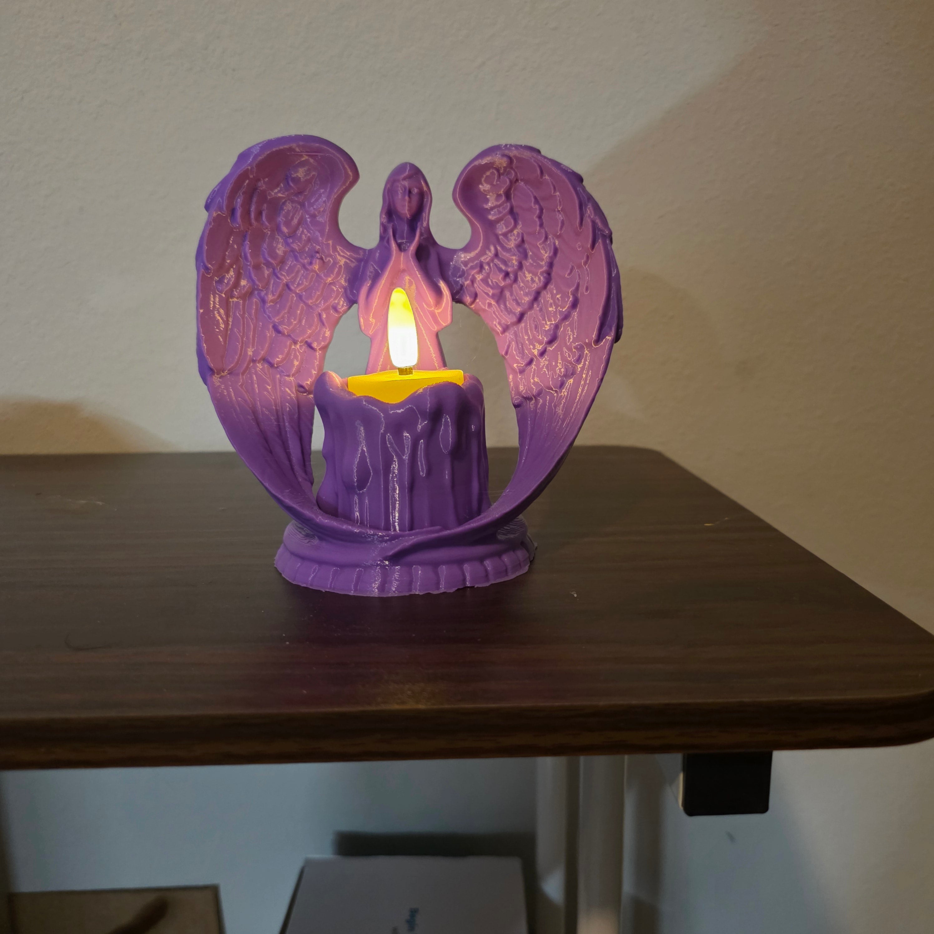 Angel tealight holder